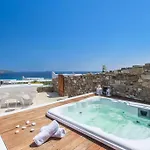 Lavinia * Καλαφάτη